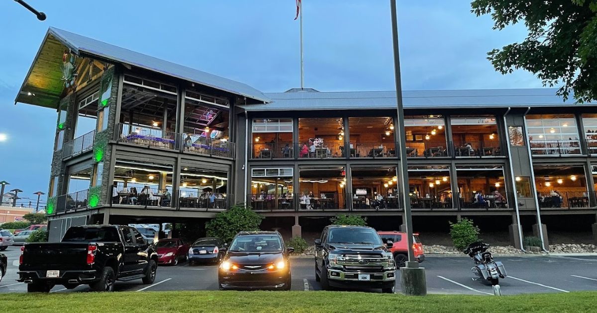 Top 5 Pigeon Forge Restaurants with Views