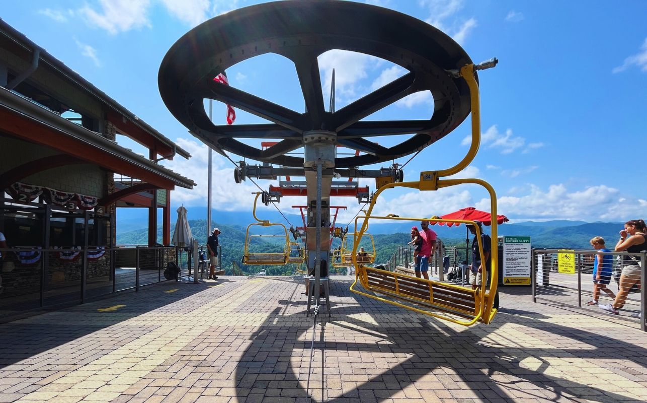 The 3 Most Popular Chair Lifts in Gatlinburg
