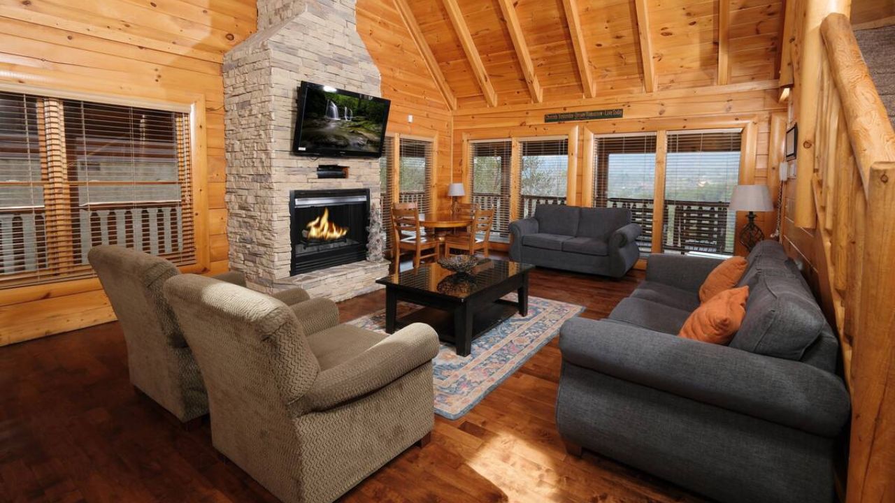 Top Pigeon Forge Cabins for Large Groups and Reunions Top Pigeon Forge Cabins for Large Groups and Reunions