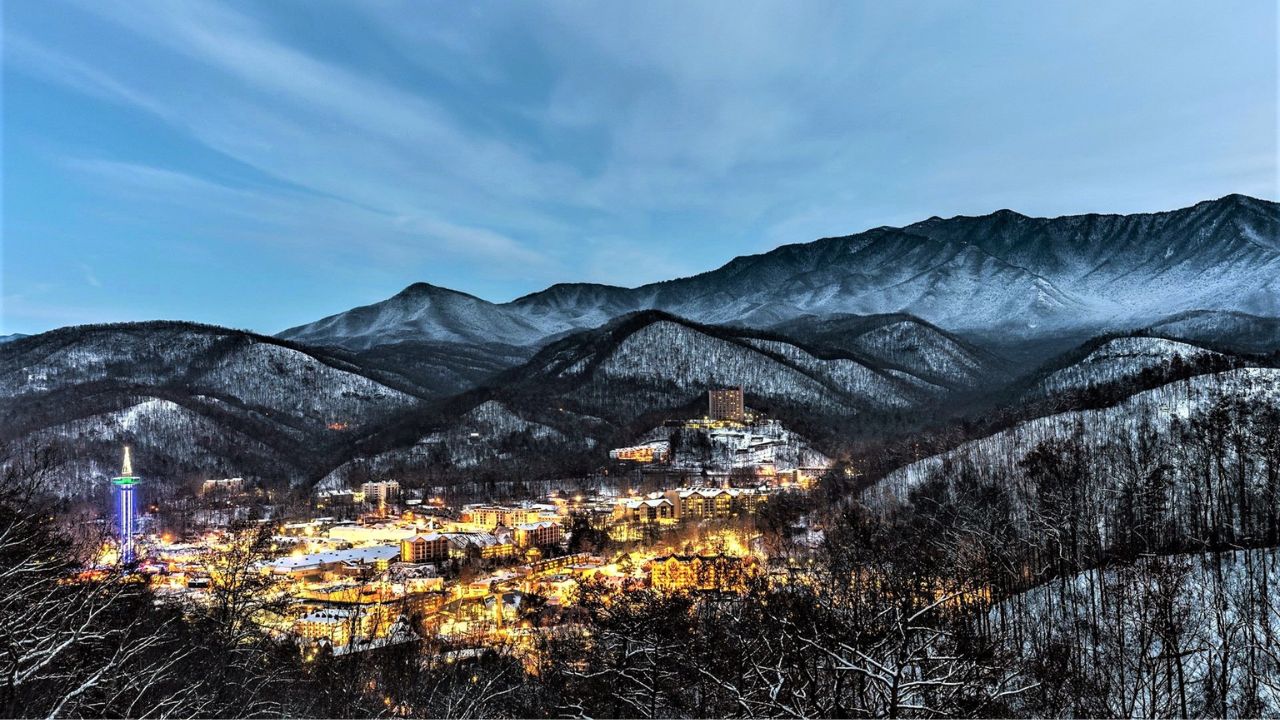 Does It Snow in Gatlinburg, TN in December? What to Expect During Your Winter Visit Does It Snow in Gatlinburg, TN in December? What to Expect During Your Winter Visit