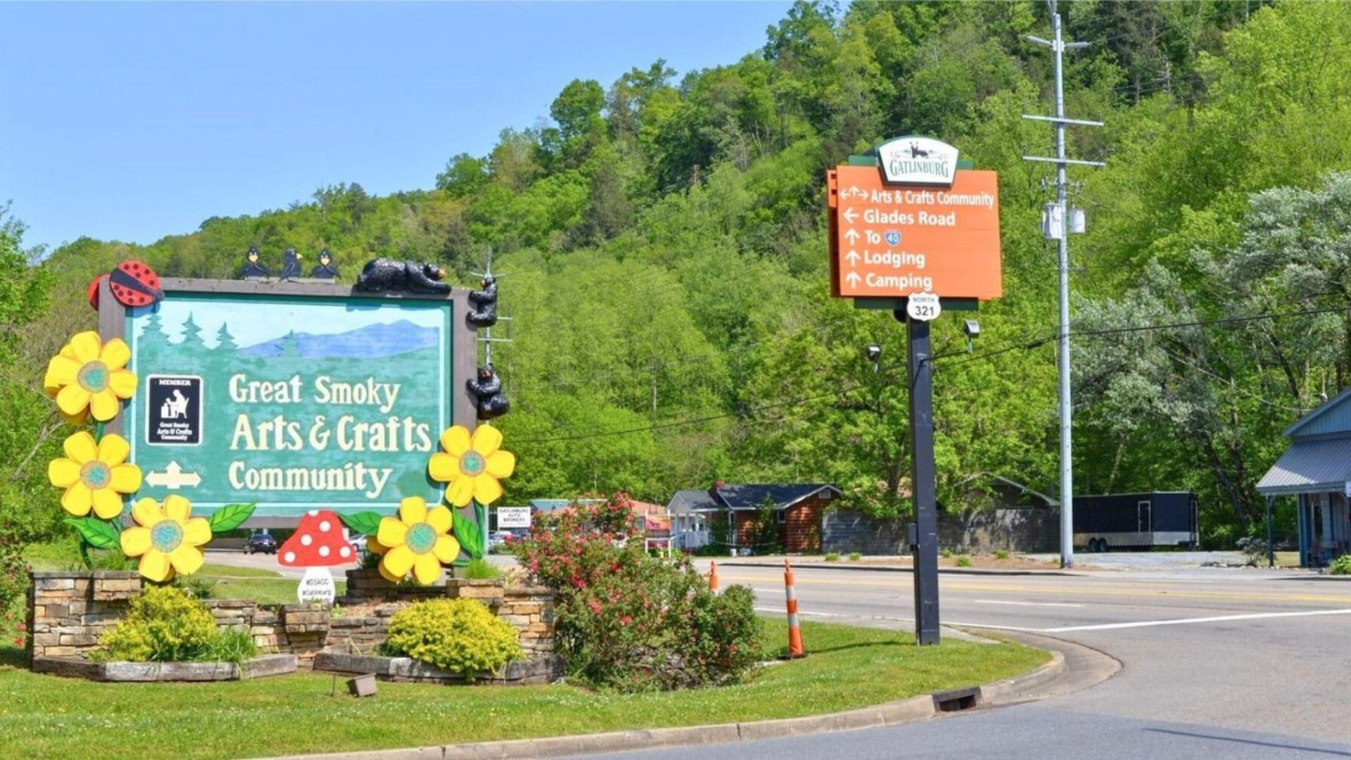 Great Smoky Mountain Arts and Crafts Community