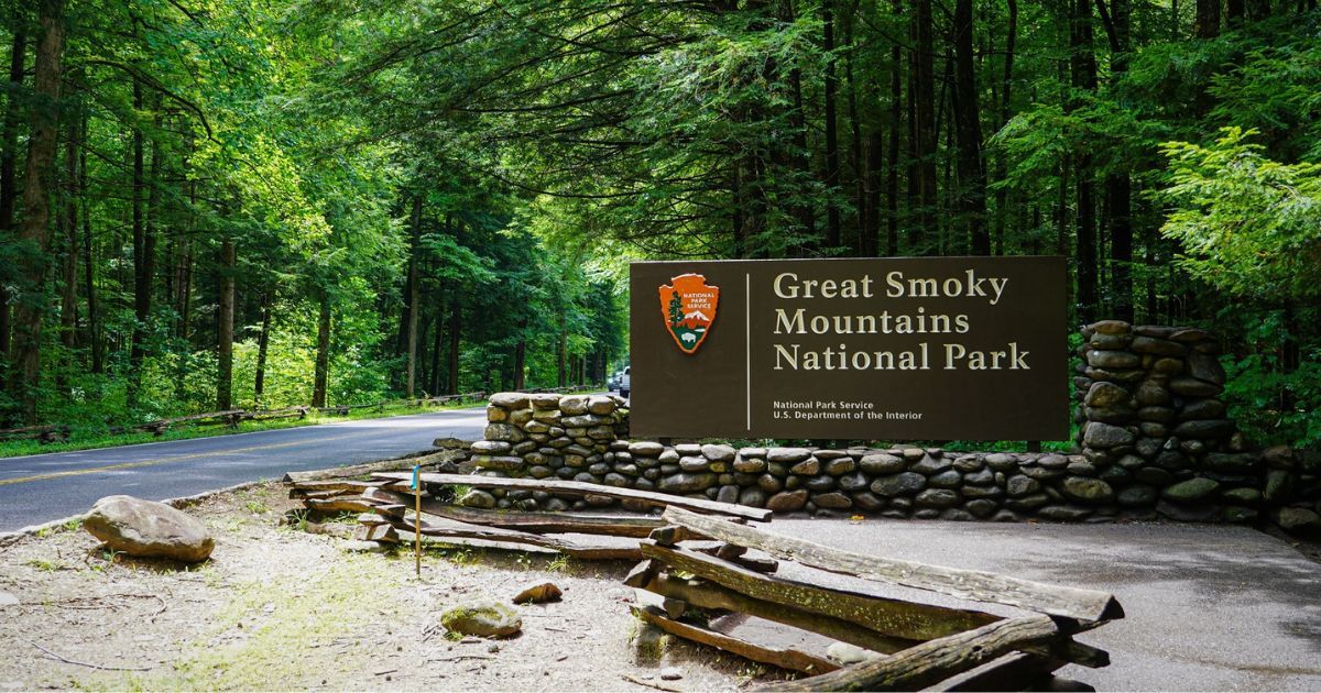 6 Reasons to Stay near the Great Smoky Mountains National Park 6 Reasons to Stay near the Great Smoky Mountains National Park