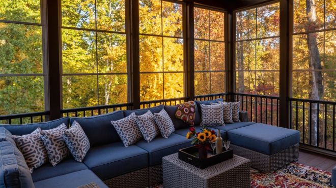 Cozy Up: How to Create a Perfect Fall Evening in Your Cabin