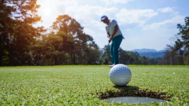Hitting the Links at the Gatlinburg Golf Course