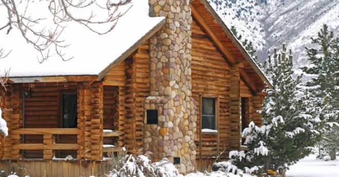5 Tips for Getting Your Cabin Rental Ready for Winter