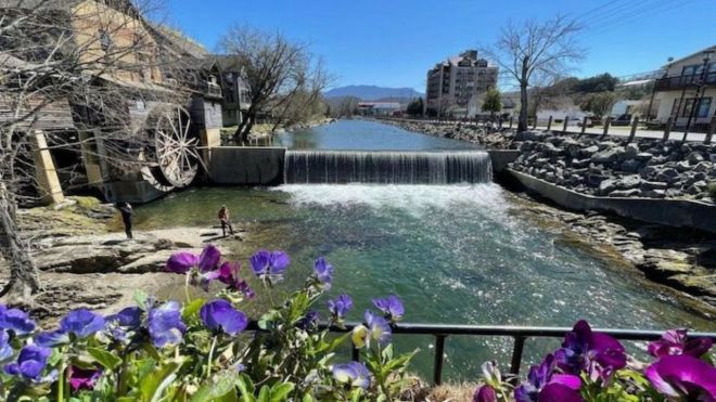 5 Awesome Reasons Pigeon Forge is Worth Visiting