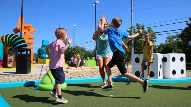 Best 3 Putt Putt Golf Courses in Pigeon Forge