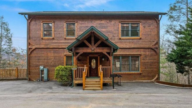 Colonial Properties' Guide to Managing a Successful Vacation Rental in Gatlinburg