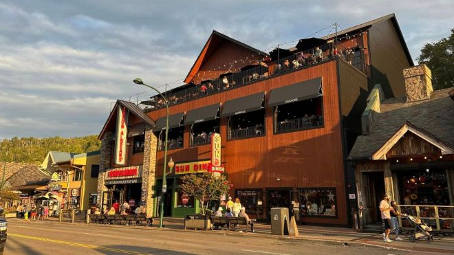 Image for Thing To Do Jason Aldean's Kitchen + Rooftop Bar