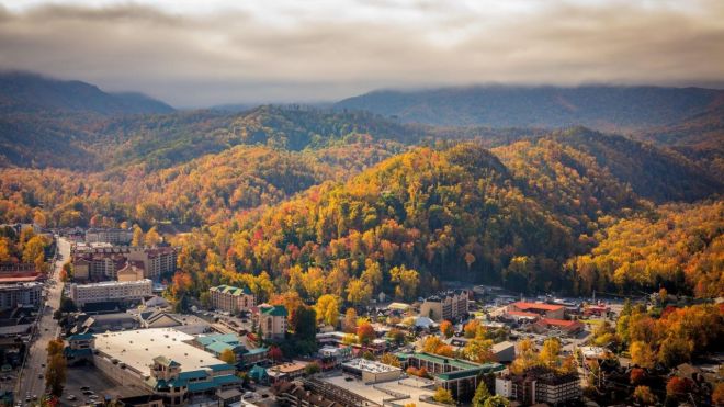 A Fall Getaway in Gatlinburg: Top Things to Do