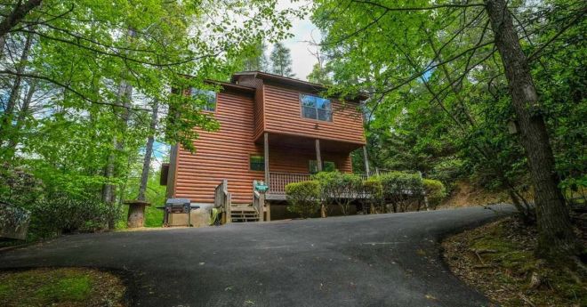 5 Best Gatlinburg Cabins for Foodies