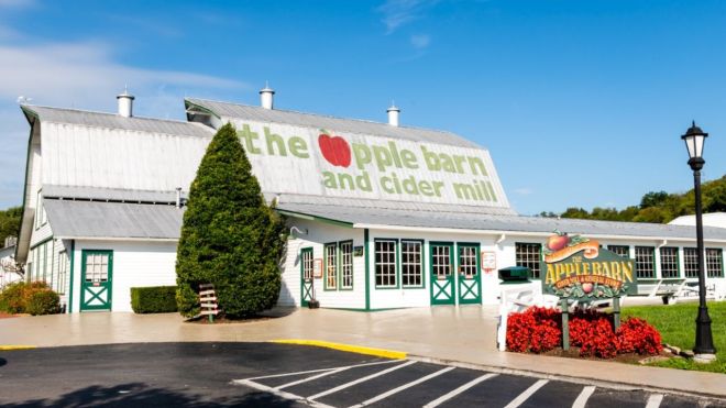 7 Must See Stops at The Apple Barn Village