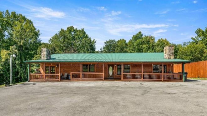 Image for Thing To Do Downtown Pigeon Forge Cabin Rentals