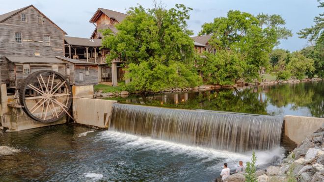 4 Reasons Why Pigeon Forge is a Popular Vacation Spot
