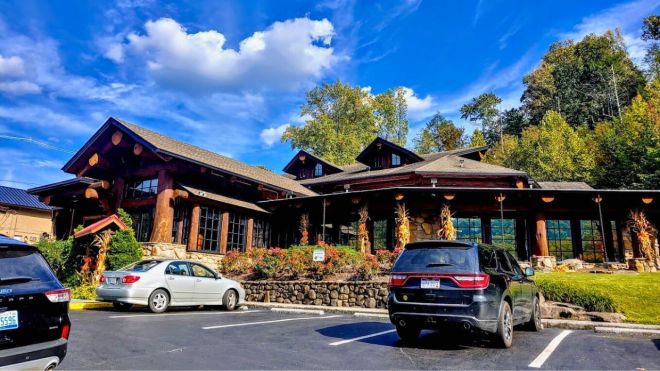 8 Restaurants Open Thanksgiving Day in Gatlinburg 2023 Edition