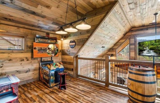 7 Reasons a Smoky Mountain Cabin with Arcade Games Is Worth It