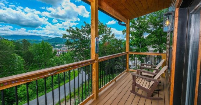Last Minute Vacation to Gatlinburg and Pigeon Forge Cabins: Why It’s Easier Than You Think