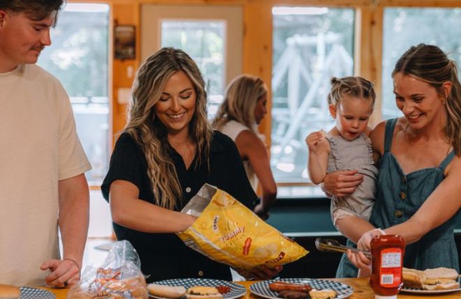 5 Ways Cabins Make Celebrating Birthdays in the Smokies Unforgettable