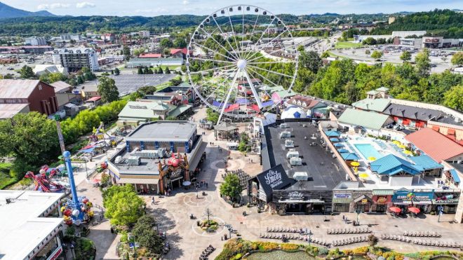 Do You Have to Pay to Get Into The Island in Pigeon Forge? A Complete Guide for Visitors