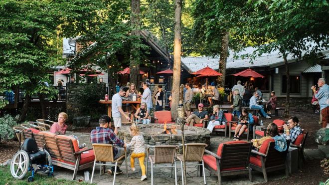 A Food Lover's Guide: Top 5 Restaurants in Townsend, Tennessee
