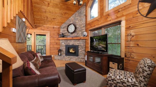 Romantic Getaways in the Smokies: Cozy Cabins for Couples