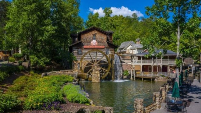 Dollywood's New Entertainment and Upgrades for Spring 2022