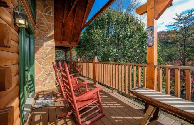 Top 4 Cabins in Pigeon Forge with Porches Made for Rocking Chairs