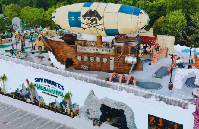 4 Best Indoor Putt Putt Golf Courses in Pigeon Forge