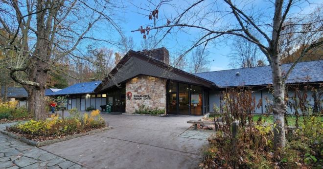 4 Best Smoky Mountain Visitor Centers